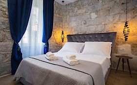 Best4Stay Luxury Rooms